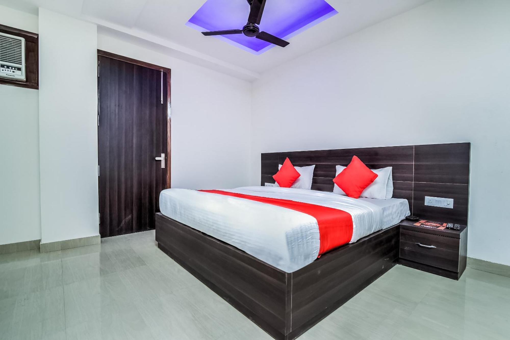 Hotel Aerostar Gold - Opposite Max Healthcare เดลี ภายนอก รูปภาพ
